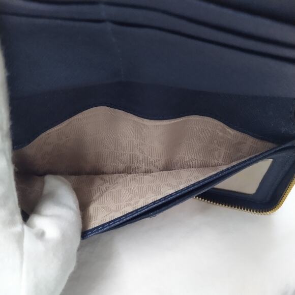 Michael Kors Blue Leather Zip Around Credit Card ID Window Wallet - Picture 15 of 16